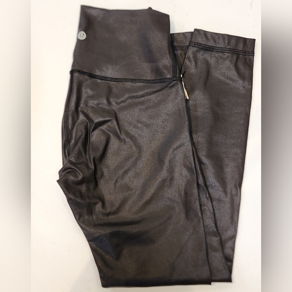 Lululemon Wunder Under Shine Size 4. 25" - Picture 3 of 3